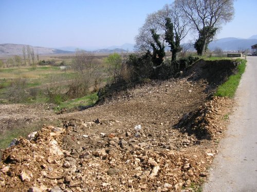 radovi na privatnom zemlji�tu uz bedeme, ispod Grada